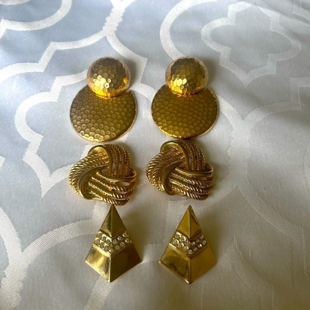 Lot of 3 gold vintage earrings